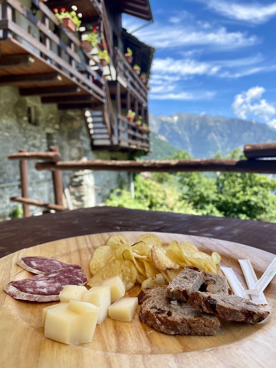 La Louye Su La Goumba Photos 2